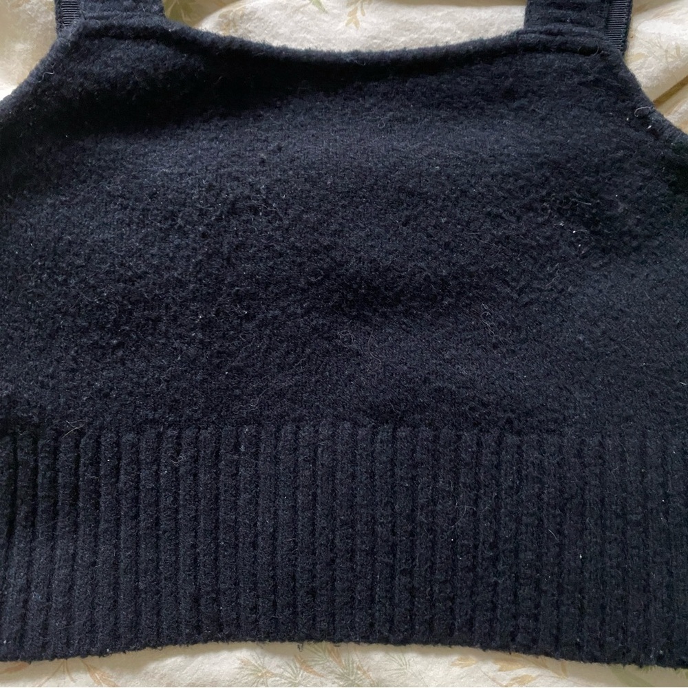 Knit Cropped Tank - Picture 2 of 3